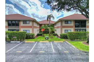 15234 Lakes Of Delray Boulevard 244, Delray Beach, FL 33484 - MLS#R11129612