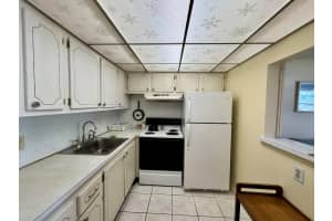 99 Canterbury D, West Palm Beach, FL 33417 - MLS#R11129624