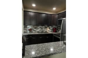 98 Bedford D 98, West Palm Beach, FL 33417 - MLS#R11129643
