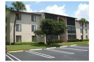 206 Foxtail Drive B2, Greenacres