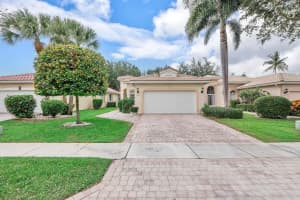 7123 Via Genova, Delray Beach