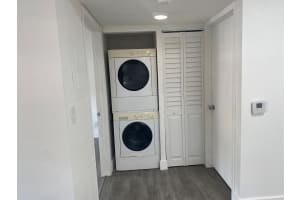 9466 Boca Cove Circle 303, Boca Raton, FL 33428 Sold 12/01/25