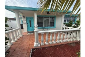 951 Green Street, West Palm Beach, FL 33405 - MLS#R11129686