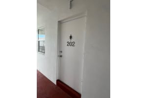 1321 Nw 43rd Avenue 202, Lauderhill