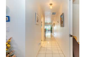 1421 NW 19th Terrace 102, Delray Beach, FL 33445 - MLS#R11129709