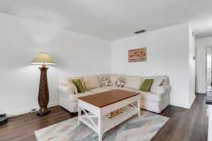 2929 SE Ocean Boulevard 1-9, Stuart, FL 34996 - MLS#R11129751