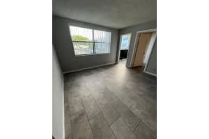 718 Executive Center Drive 22, West Palm Beach, FL 33401 - MLS#R11129802