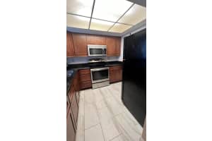 1524 SE Royal Green Circle 101, Port Saint Lucie, FL 34952 - MLS#R11129805