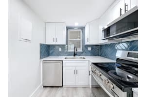 3150 Rolling Hills Circle, Davie, FL 33328 - MLS#R11129876