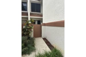 12725 Shoreline Drive 6 C, Wellington, FL 33414 Sold 12/02/25