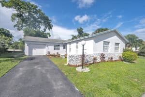 7329 Pine Park Drive N, Lake Worth, FL 33467 - MLS#R11129911