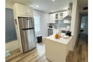 812 Burgundy Q, Delray Beach, FL 33484 Sold 12/09/25