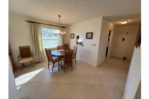 62 Woodland Drive 201, Vero Beach