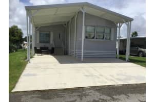 32 Flamenco Way, Port Saint Lucie