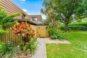 1715 17th Lane, Palm Beach Gardens, FL 33418 Sold 12/16/25