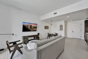 159 NE 6th Street 4813, Miami, FL 33132 - MLS#R11130015