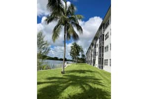 4311 Crystal Lake Drive, Pompano Beach, FL 33064 - MLS#R11130029