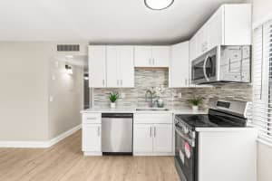 222 Piedmont E, Delray Beach, FL 33484 - MLS#R11130097