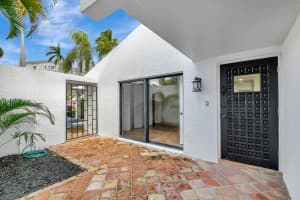 1906 Presidential Way, West Palm Beach, FL 33401 - MLS#R11130112