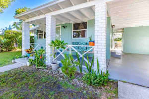 906 N A Street, Lake Worth Beach, FL 33460 - MLS#R11130188