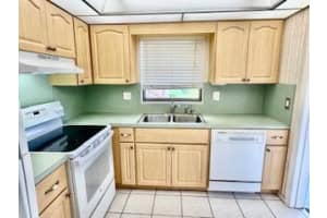 5300 Washington Street P231, Hollywood, FL 33021 Sold 12/19/25