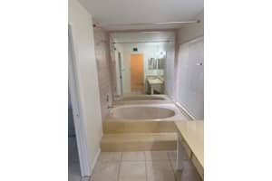 647 Executive Center Drive S104, West Palm Beach, FL 33401 - MLS#R11130201