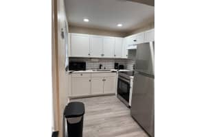 101 E Windsor E 101, West Palm Beach, FL 33417 - MLS#R11130216