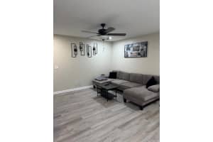 101 E Windsor E 101, West Palm Beach, FL 33417 - MLS#R11130216