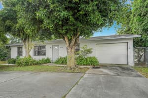 2822 Summit Boulevard, West Palm Beach
