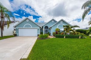 1630 Yachtman Place, Wellington