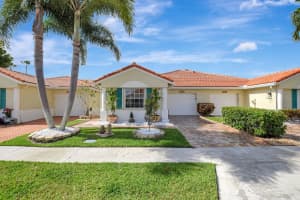 6132 Floral Lakes Drive, Delray Beach, FL 33484 - MLS#R11130265