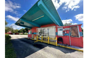 3263 Sierra Drive, Palm Springs, FL 33461 - MLS#R11130279