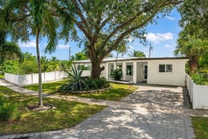 2298 NE 4th Avenue, Boca Raton, FL 33486 - MLS#R11130287
