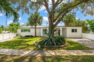2298 NE 4th Avenue, Boca Raton, FL 33486 - MLS#R11130287