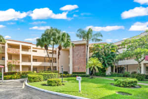 7460 La Paz Place 102, Boca Raton