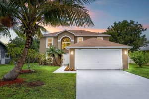 2452 Se Victory Avenue, Port Saint Lucie