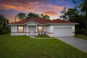 8145 97th Avenue Avenue, Vero Beach, FL 32967 - MLS#R11130327