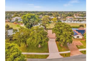 3537 Lakeview Drive, Delray Beach, FL 33445 - MLS#R11130334