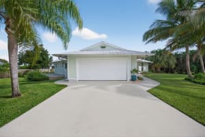 5273 SE Tall Pines Way, Stuart, FL 34997 - MLS#R11130340