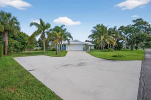 5273 SE Tall Pines Way, Stuart, FL 34997 - MLS#R11130340