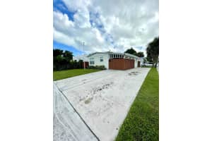 640 54th Street A, West Palm Beach, FL 33407 - MLS#R11130348