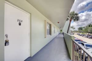 1638 Embassy Drive 208, West Palm Beach, FL 33401 - MLS#R11130358