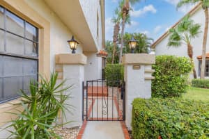 7771 La Mirada Drive, Boca Raton, FL 33433 - MLS#R11130367