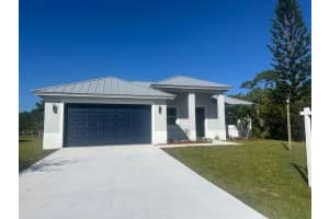 4709 Seagrape Drive, Fort Pierce, FL 34945 - MLS#R11130369