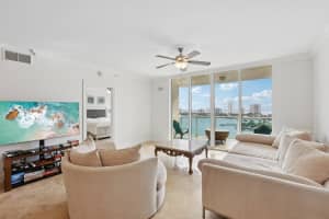 2640 Lake Shore Drive 1809, Riviera Beach, FL 33404 - MLS#R11130377