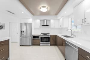 301 Lake Shore Drive 411, Lake Park, FL 33403 - MLS#R11130410