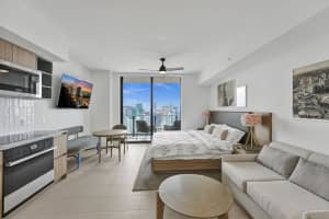 601 1st Avenue, Miami, FL 33132 - MLS#R11130419