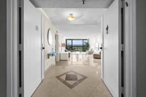 1900 Consulate Place, West Palm Beach, FL 33401 - MLS#R11130434