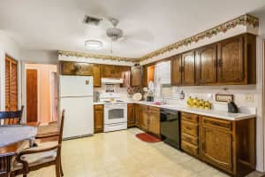 4153 1st Street SW, Vero Beach, FL 32968 - MLS#R11130461