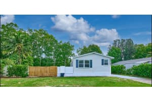 7359 SE Eagle Avenue, Hobe Sound, FL 33455 - MLS#R11130466
